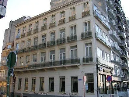 Strandhotel 酒店 布兰肯贝赫
