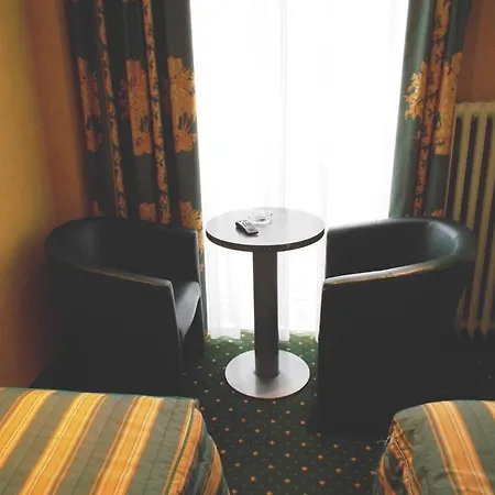 Strandhotel 2*