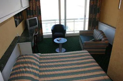 מלון Strandhotel בלנקנברג